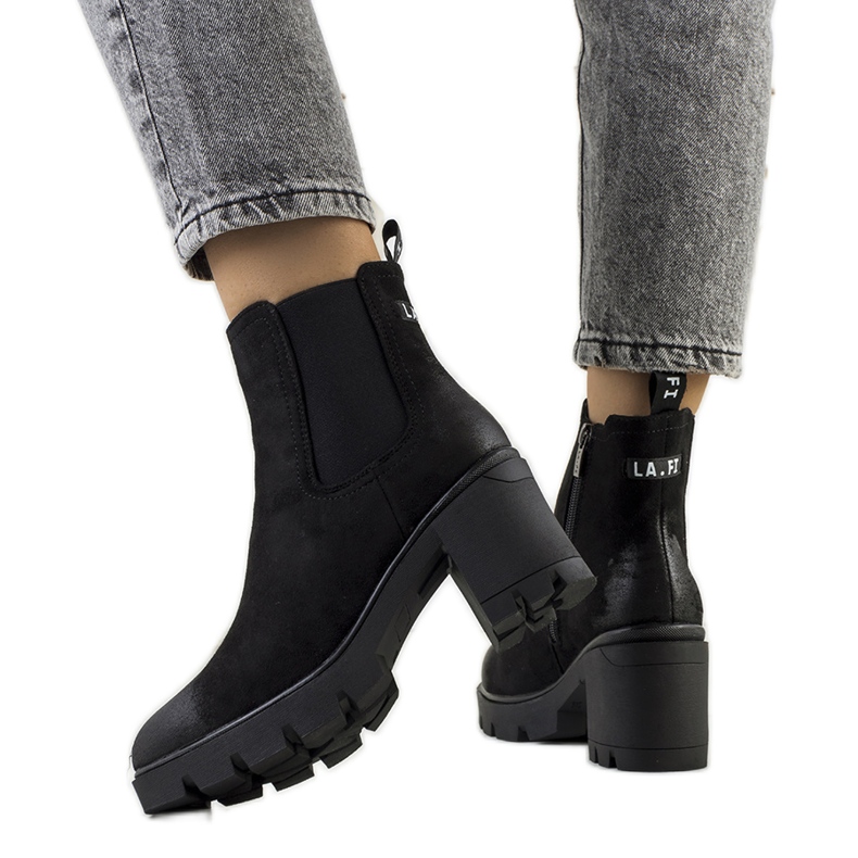 Bottines à talons en daim noir Svelte le noir