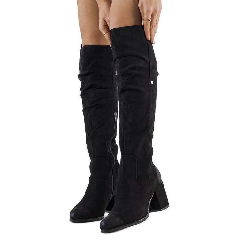 Bottines à talons en daim noir Neve le noir