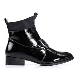 Bottes Shelovet élégantes pour femmes en cuir écologique verni le noir Bottes Shelovet élégantes pour femmes en cuir écologique verni le noir
