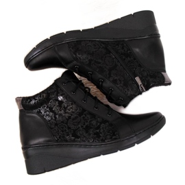 Bottines en cuir à talon compensé Helios W H537 noir