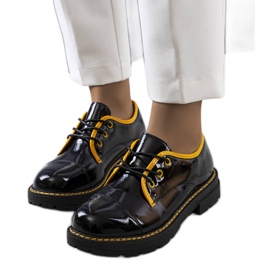PA1 Chaussures Kuzem laquées noir et jaune