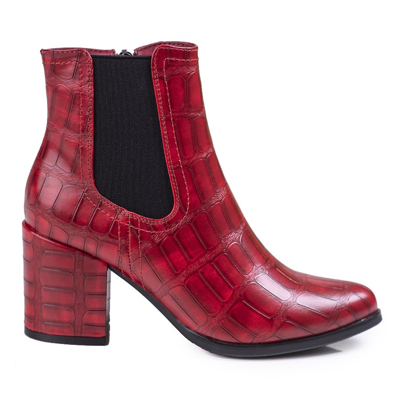 Bottes Jodhpur rouges sur le poteau Shelovet avec un motif Bottes Jodhpur rouges sur le poteau Shelovet avec un motif