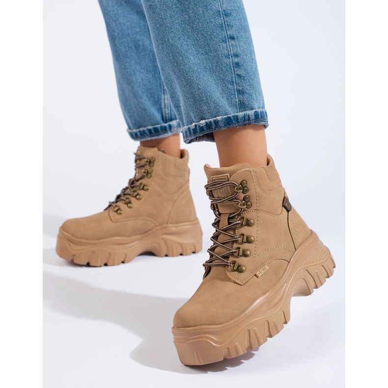 Trappeurs féminins sur la plateforme Big Star KK274366 brun