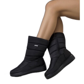 BM Bottes de neige noires sur la semelle compensée basse Reina