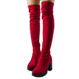 PA1 Bottes en daim rouge sur le poste d'Aleena PA1 Bottes en daim rouge sur le poste d'Aleena