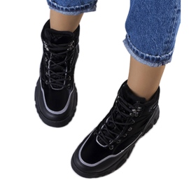 Bottes isolées noires de Rimu le noir