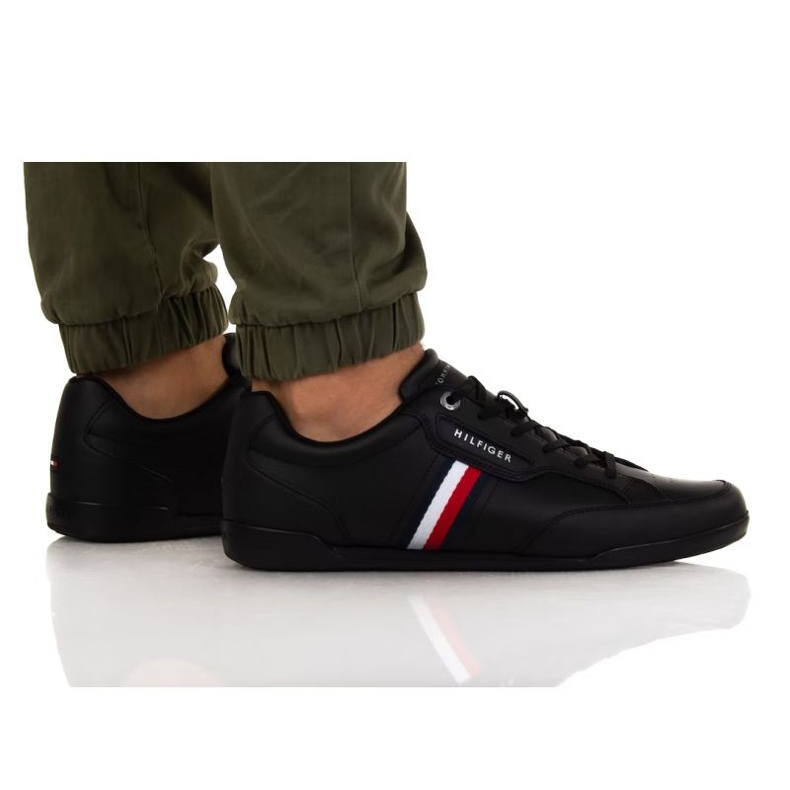 Chaussures Tommy Hilfiger Classic Lo Cupsole Leather M FM0FM04277 Bds le noir Chaussures Tommy Hilfiger Classic Lo Cupsole Leather M FM0FM04277 Bds le noir
