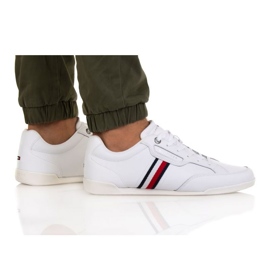 Tommy Hilfiger Classic Lo Cupsole Cuir M FM0FM04277 Ybr blanche Tommy Hilfiger Classic Lo Cupsole Cuir M FM0FM04277 Ybr blanche
