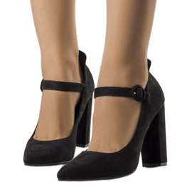 BM Escarpins noirs à bride Kaiser le noir