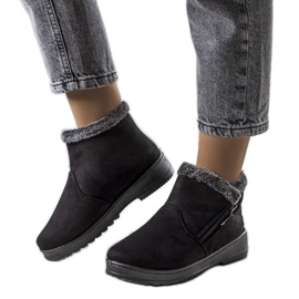 Bottes de neige isolées noires avec fourrure de Wren le noir