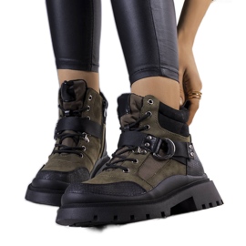 PA1 Bottes isolées vertes de Zakira noir