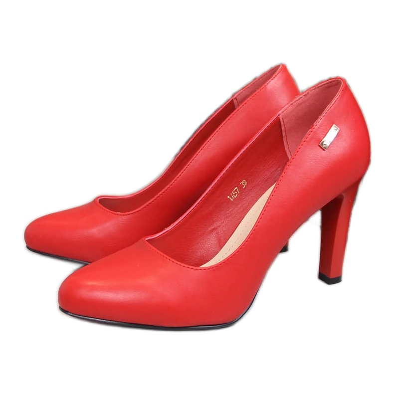 Escarpins sur le poteau rouge Sergio Leone