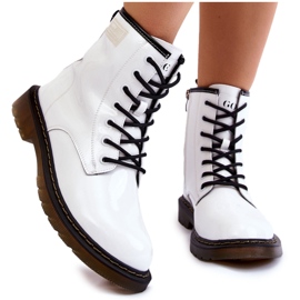 Bottes Laquées Isolées Femme GOE II2N4051 Blanc blanche
