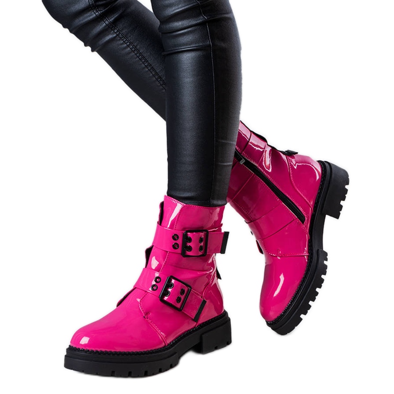 BM Bottes isolées laquées roses de Faleri BM Bottes isolées laquées roses de Faleri