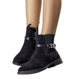 Bottes classiques isolées noires d'Odila le noir