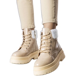 Bottes isolées beiges avec peau de mouton de Bryas