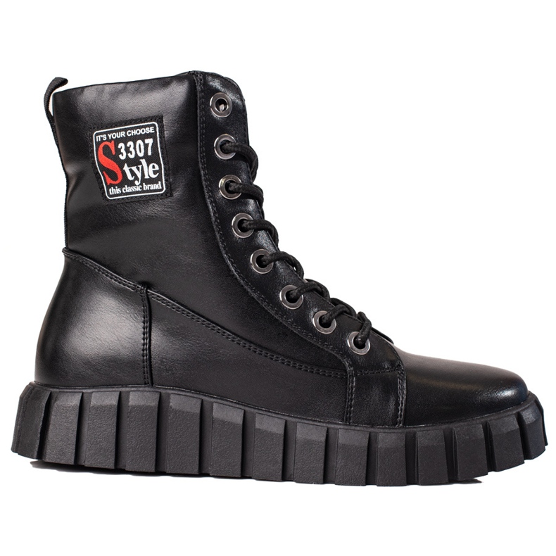 W. Potocki Les travailleuses sur la plateforme Shelovet le noir