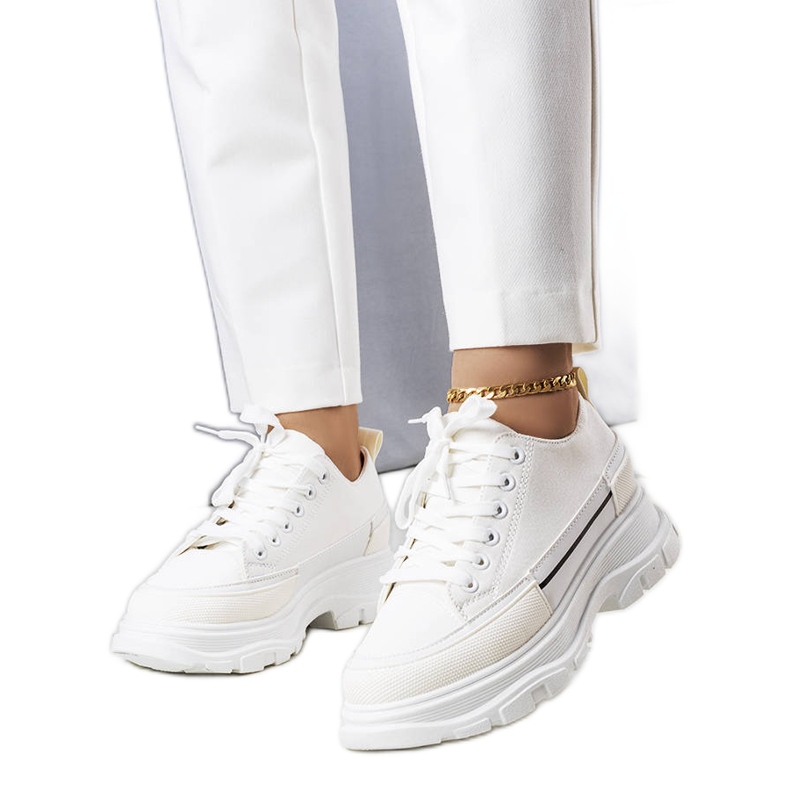 BM Baskets blanches à plateforme haute Lavaris