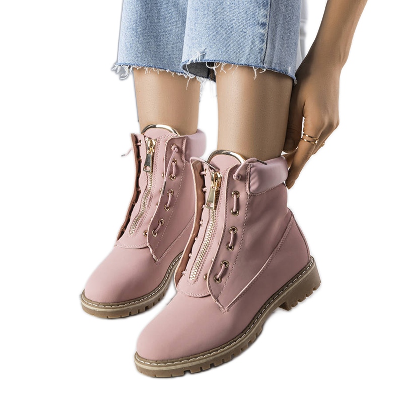 BM Les bottes de randonnée roses de Stéphanie BM Les bottes de randonnée roses de Stéphanie