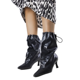 Bottines noires à petits talons de Jabari le noir