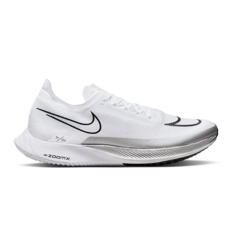 Chaussures de course Nike Streakfly M DJ6566-101 blanche