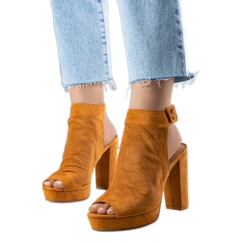 PA1 Sandales à talon camel Calum brun jaune