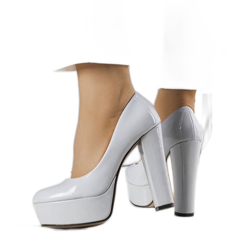 BM Escarpins à talons hauts gris Kari