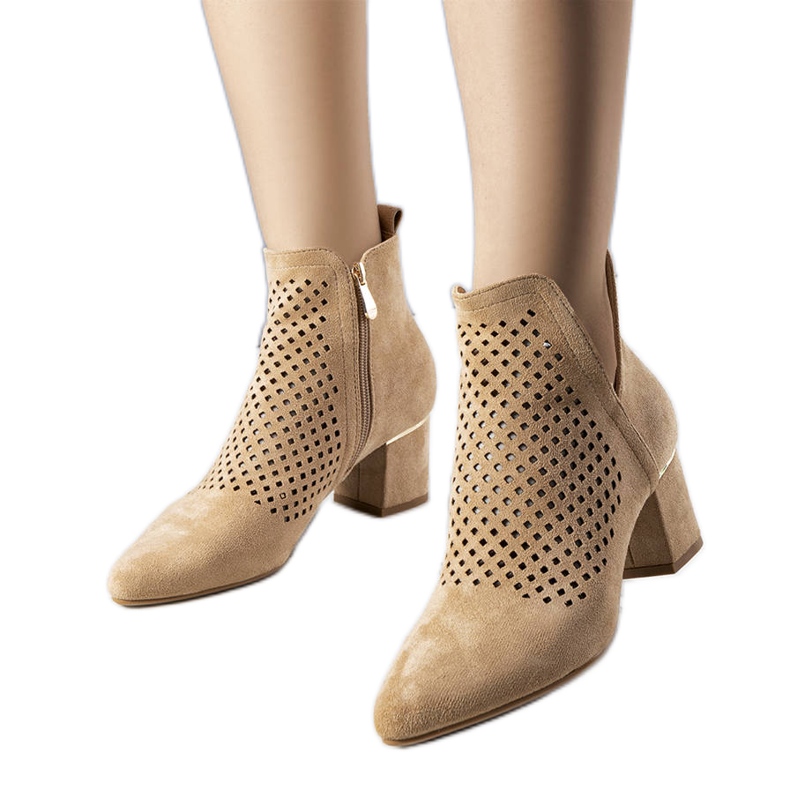 BM Bottines ajourées beiges Bernadette