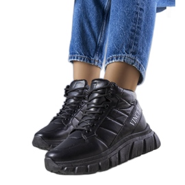 Bottes de neige isolées noires Luz