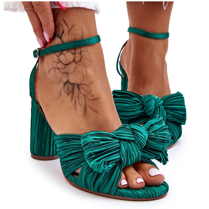 Sandales à talons hauts Callum vertes à la mode avec un nœud