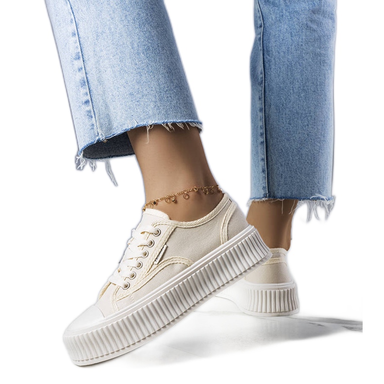 PA1 Baskets à plateforme beiges de Connie