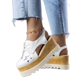 Chaussures compensées blanches de Joan