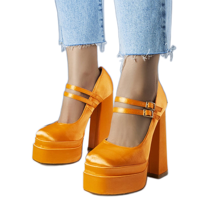 Escarpins orange à talons hauts de Lynn