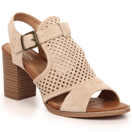 Sandales à tige en daim avec tige beige ajourée eVento 3581
