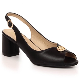 Sandales noires pour femmes sur le poteau eVento 5480