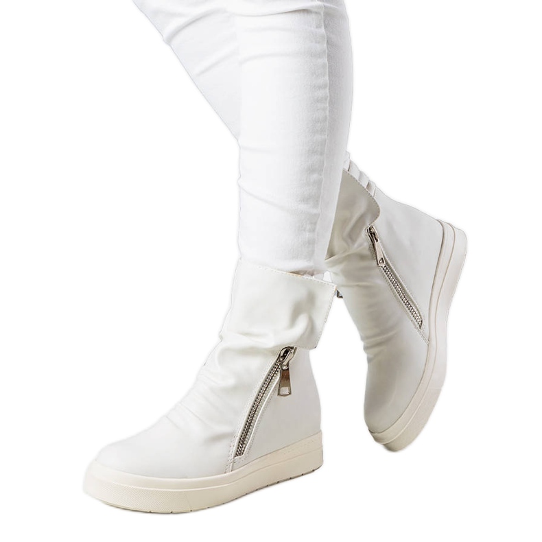 PA1 Bottines compensées blanches de Monique
