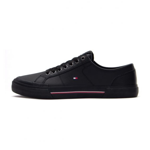 Chaussures Tommy Hilfiger Core Corporate Vulc M FM0FM04561YBS le noir Chaussures Tommy Hilfiger Core Corporate Vulc M FM0FM04561YBS le noir