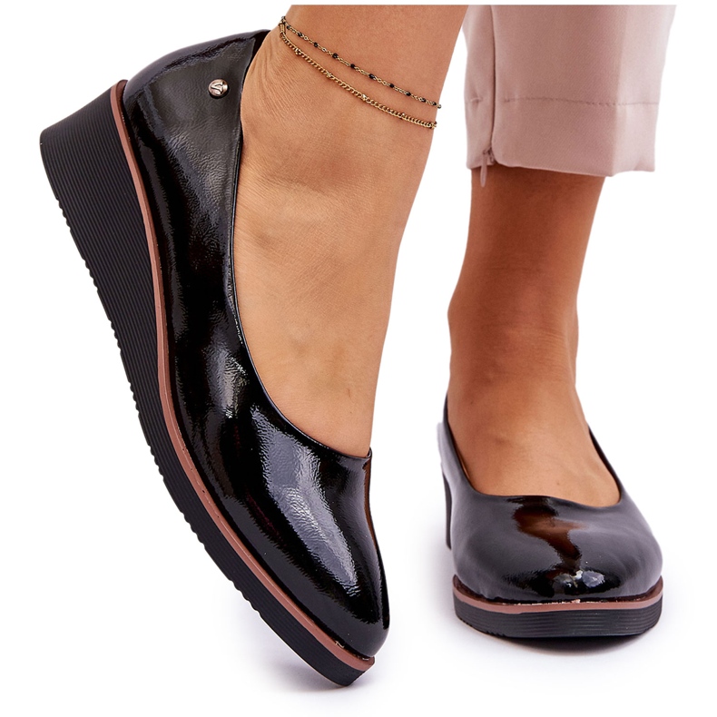 Vinceza Escarpins Compensés Classiques En Cuir Verni Noir Paola le noir Vinceza Escarpins Compensés Classiques En Cuir Verni Noir Paola le noir