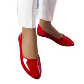 BM Ballerines classiques en laque rouge Méthot