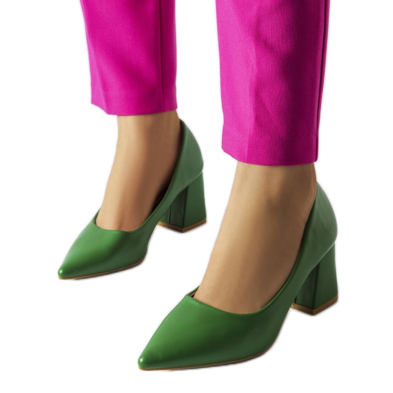 BM Escarpins vert à talons Fanchon