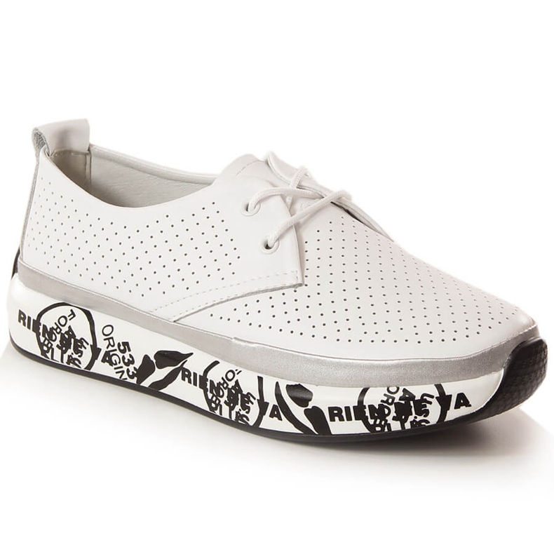 Chaussures en cuir pour femmes sur la plate-forme blanche T.Sokolski W23-29 Chaussures en cuir pour femmes sur la plate-forme blanche T.Sokolski W23-29