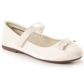 Ballerines de communion pour fille avec velcro blanc eVento 4772