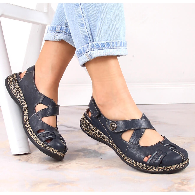 Sandales confortables en cuir pour femmes avec velcro bleu marine Rieker 46377-14