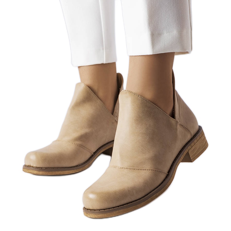 PA1 Bottines beiges de Lacombe