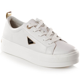 Chaussures en cuir pour femmes sur la plate-forme blanc Filippo DP3533/23