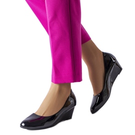 Escarpins compensés vernis de Casgra le noir