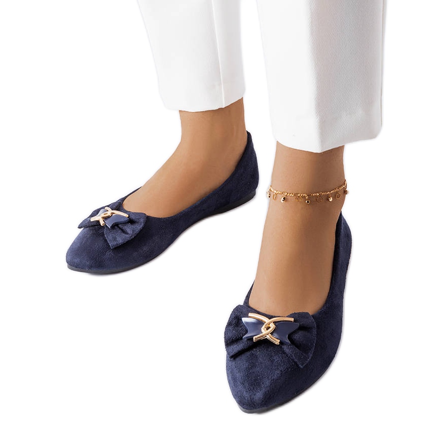 Ballerines bleu marine ornees d un n ud Jette