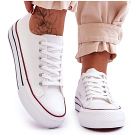 FB2 Baskets pour femmes sur une plate-forme massive White Ember blanche