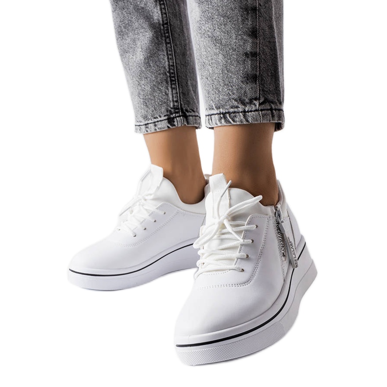 BM Baskets basses compensées blanches Mathieu