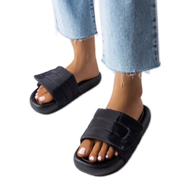 BM Chaussons noirs à scratch d'Aleron